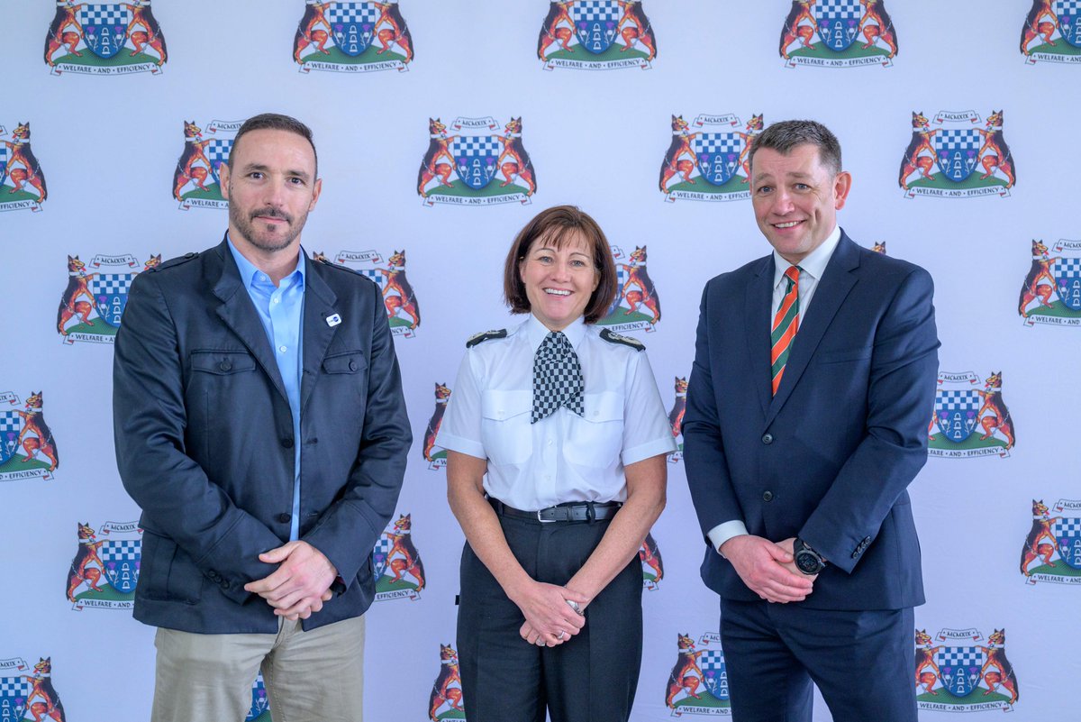 EuroCOP Excom member Roberto Garcia is representing EuroCOP this week at the <a href="/ScotsPolFed/">ScotsPolFed</a> Conference - Roberto was welcomed to Scotland by SPF Chair David Threadgold and delighted to have the opportunity to meet with <a href="/PoliceScotland/">Police Scotland</a> Chief Constable Jo Farrell