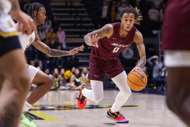 Maryland Eastern Shore junior Ketron Shaw has entered the transfer portal. 

The 6’5” guard started 28/29 games played, averaging 18.0 points, 5.9 rebounds, and 3.1 assists per game. 

Received Third-Team All-MEAC honors