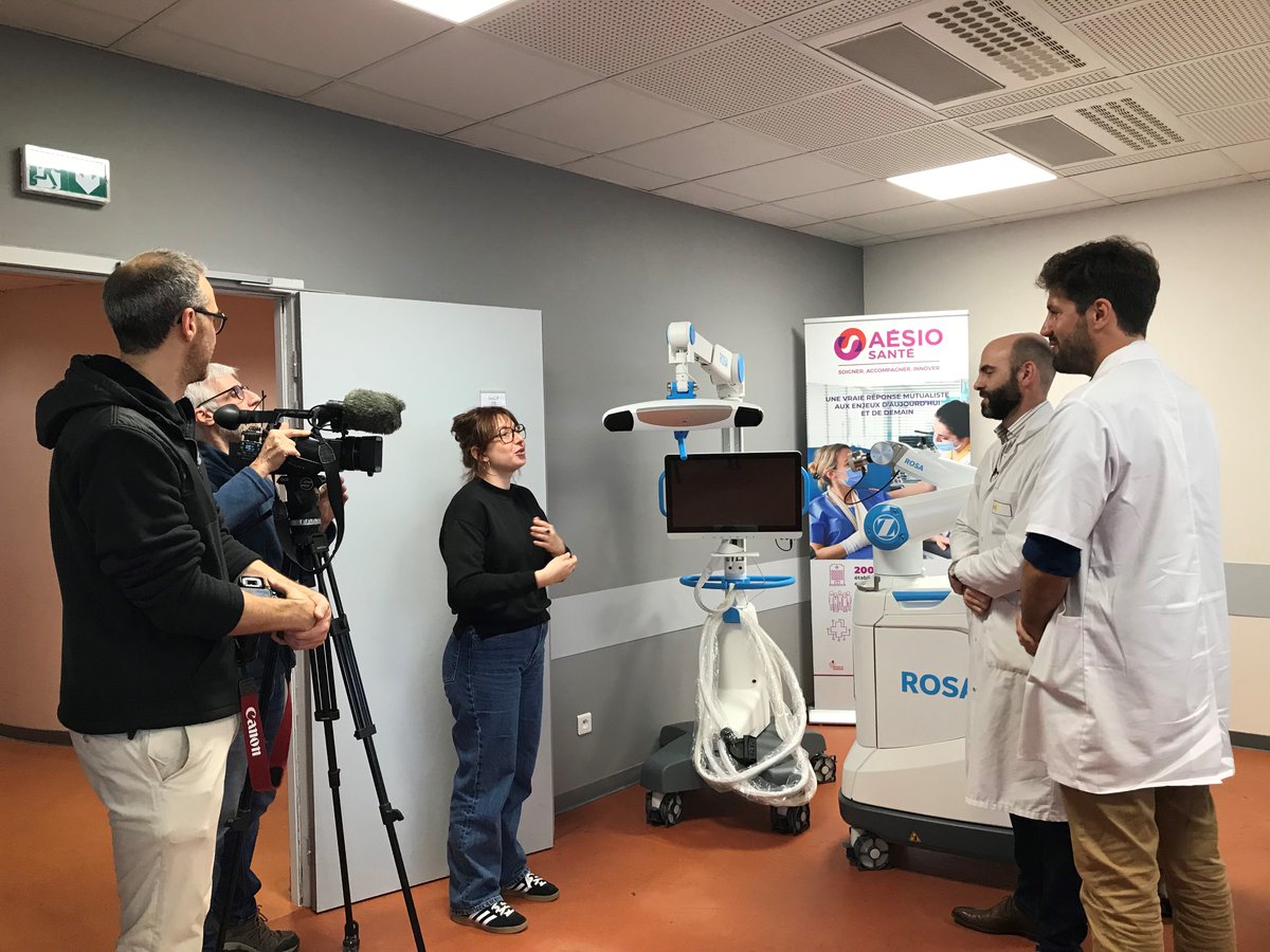 📺 À revoir sur France 3 Pays Catalan ! 🎥
Le 19/20 a mis en lumière une avancée majeure en chirurgie orthopédique : l’intégration du robot ROSA®Knee à la clinique mutualiste Catalane.🏥
Merci à France 3 Pays Catalan pour ce reportage ! 📡
🔗 lnkd.in/eiczq-Vc