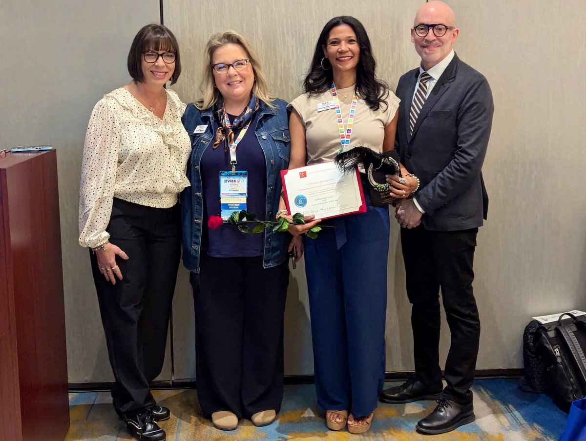 CFISD Visual Arts (@cfisdart) on Twitter photo Big congrats to Gretchen Bell-Young, named Texas Art Educator of the Year by the NAEA Western Region! Her passion for teaching shines through her students' creativity and love for art. Well deserved! <a href="/CyFairISD/">Cypress-Fairbanks ISD</a> <a href="/HairgroveCFISD/">Hairgrove Elementary</a> <a href="/CFISD_FineArts/">John Morrison</a> <a href="/TXarted/">TAEA</a> <a href="/NAEA/">NAEA</a> Big congrats to Gretchen Bell-Young, named Texas Art Educator of the Year by the NAEA Western Region! Her passion for teaching shines through her students' creativity and love for art. Well deserved! <a href="/CyFairISD/">Cypress-Fairbanks ISD</a> <a href="/HairgroveCFISD/">Hairgrove Elementary</a> <a href="/CFISD_FineArts/">John Morrison</a> <a href="/TXarted/">TAEA</a> <a href="/NAEA/">NAEA</a>
