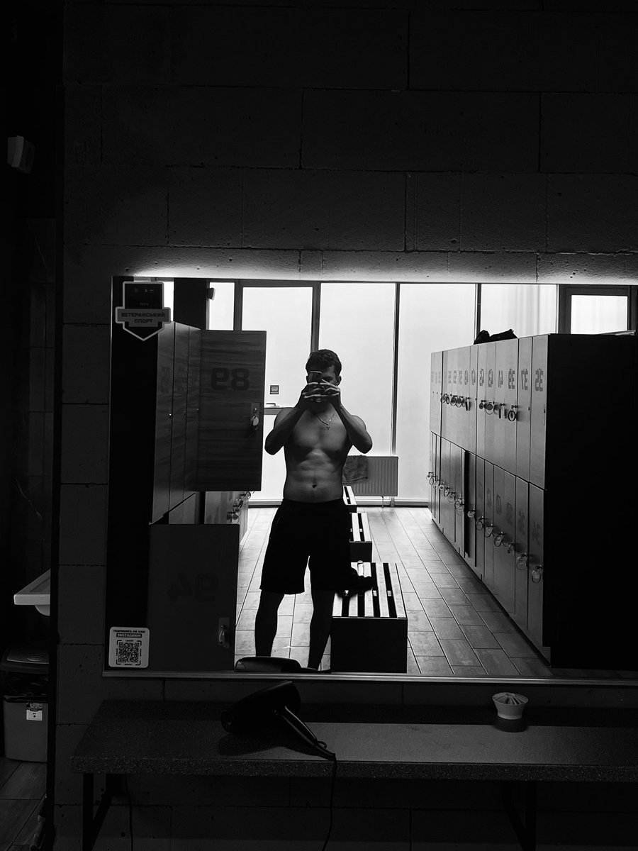 iosilli's tweet image. 