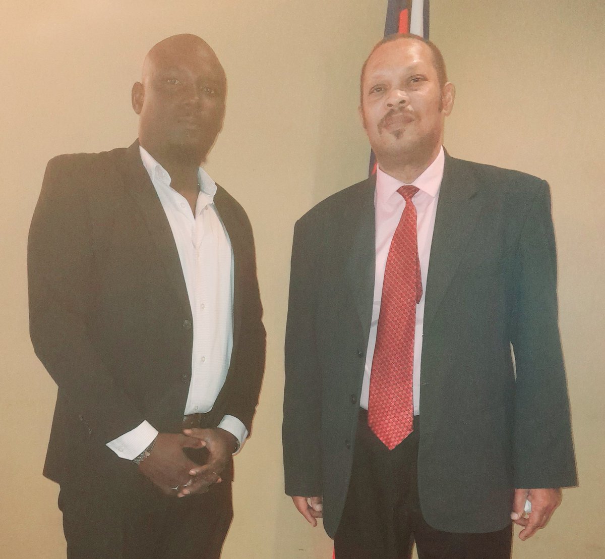 hovson84's tweet photo. Accompagner du Directeur Executif du CEP Mr Philippe Augustin, j'ai représenté mon parti Ansanm Pou Ayiti comme Responsable de la commission Politique à une rencontre du CEP avec les partis politiques ce 25/03/25 à l'hôtel Karibé sur le processus référendaire et Electoral https://t.co/bifQfyHKma