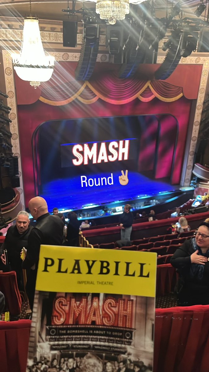 alex_barna97's tweet image. Had a great few days in Philly celebrating my former classmates match day it’s so exciting to see where everyone is heading!
Also got to sneak up to NYC to see some shows. Now back to our regularly scheduled programming of manuscript writing and statistics…