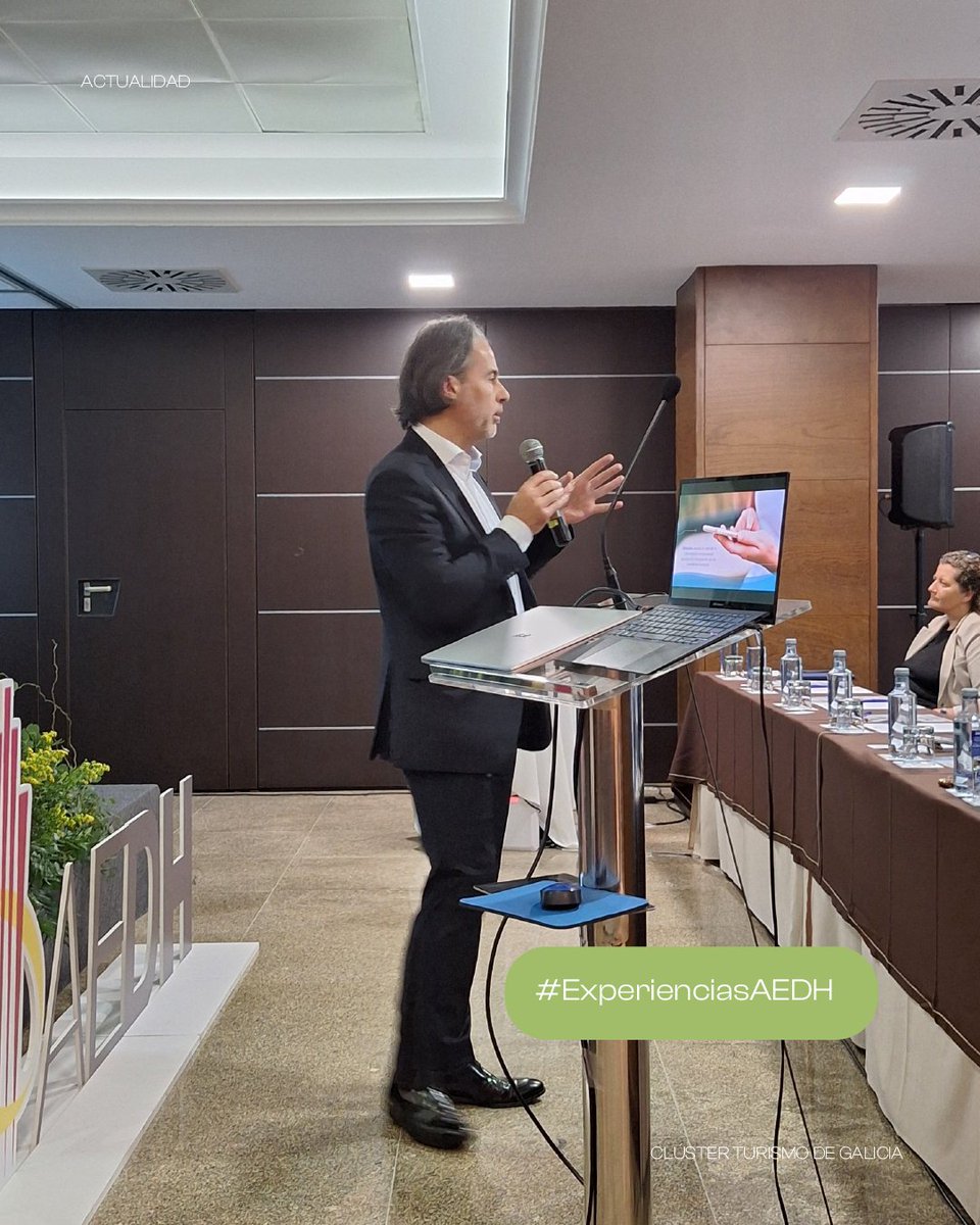 🗣️ #ExperienciasAEDH en #Sanxenxo foi unha oportunidade única para poñerse ao día coas últimas ferramentas e tendencias no #sectorturístico.

Alí estivo o <a href="/ClusterGalicia/">Clúster Turismo de Galicia</a>, con Manuel Veloso (oficina técnica) presentando o #SIMADA, e Cesáreo Pardal (presidente) pechando a xornada.