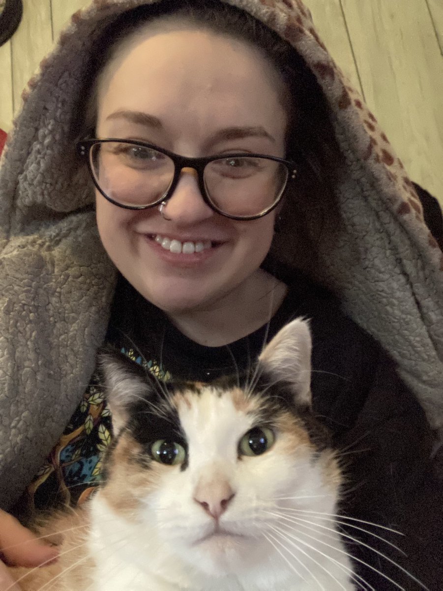 Hare is on break 🩷✨ tweet media