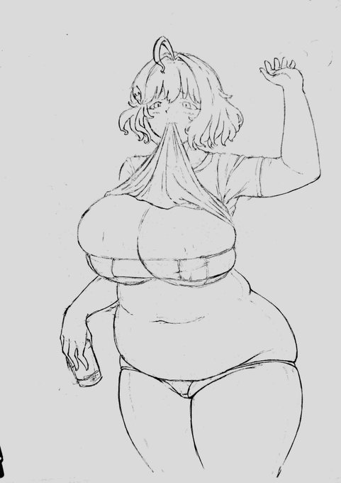 顔を小さくしようと描き直したら、気がついたらたくし上げに変わってた( ˙꒳˙ ) 