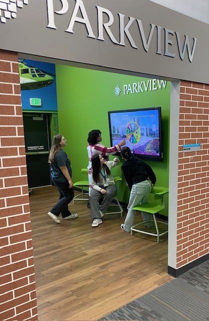 fwcs_ccr's tweet image. Connectors from Blackhawk Middle School experienced a day at JA Finance Park to learn more about financial literacy.    #fwcs #ccr @JAofNorthernIN @FWCommSchools