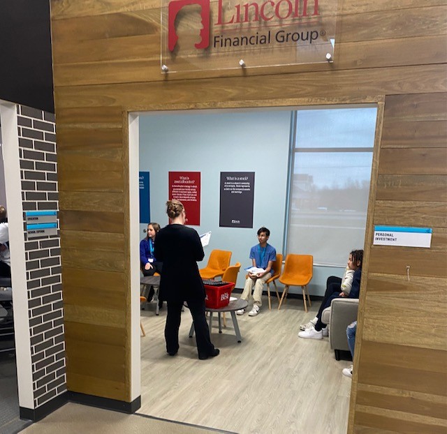 fwcs_ccr's tweet image. Connectors from Blackhawk Middle School experienced a day at JA Finance Park to learn more about financial literacy.    #fwcs #ccr @JAofNorthernIN @FWCommSchools