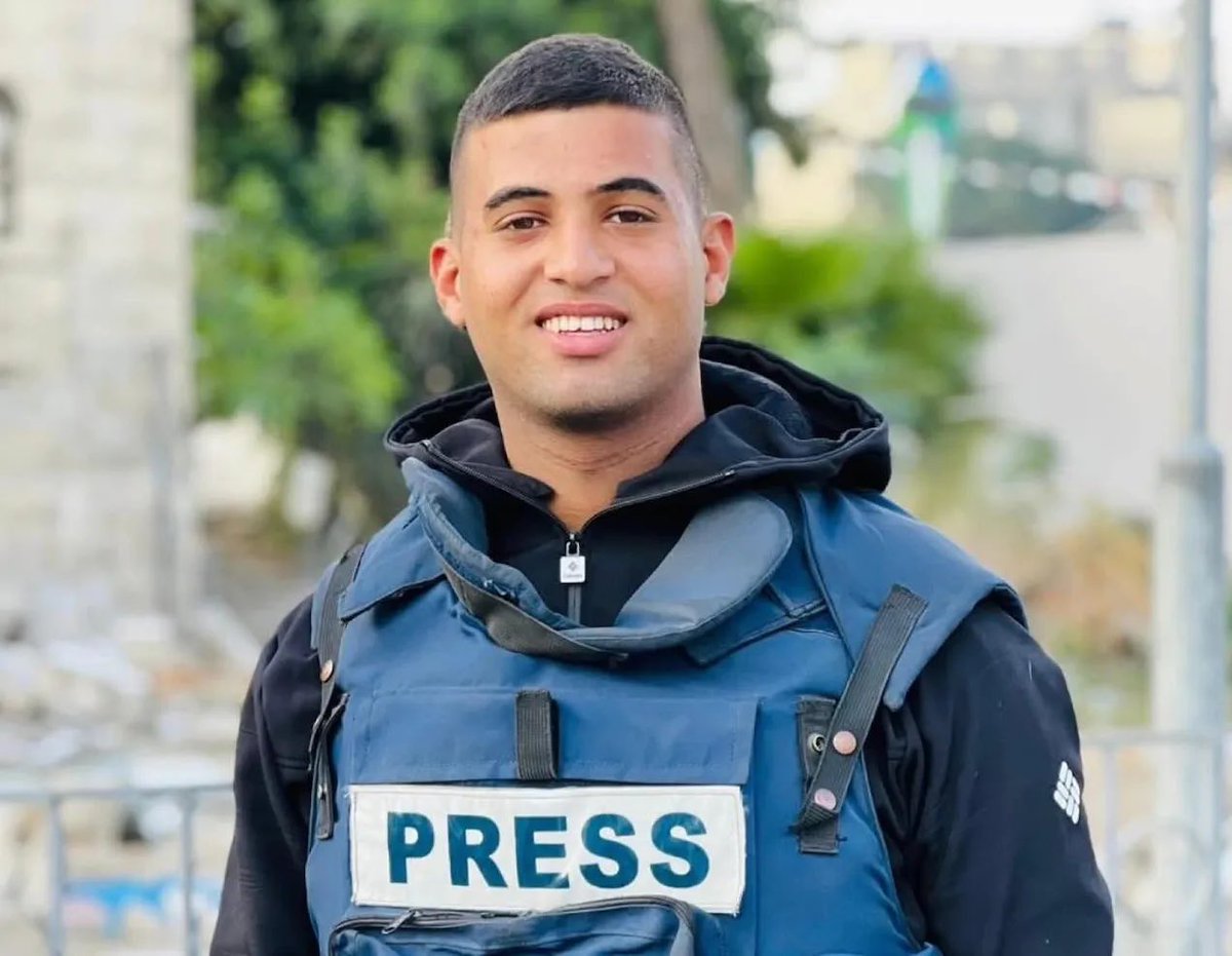 قبل ساعات من مقتله، كتب حسام شبات مقاله الأخير ل dropsitenews@ بعنوان "تقرير من جبهة حرب الإبادة الإسرائيلية".

ننشر لكم اليوم مقال HossamShabat@، مصحوبًا بتأبين لحسام من Sharifkouddous@

dropsitenews.com/p/hossam-shaba…