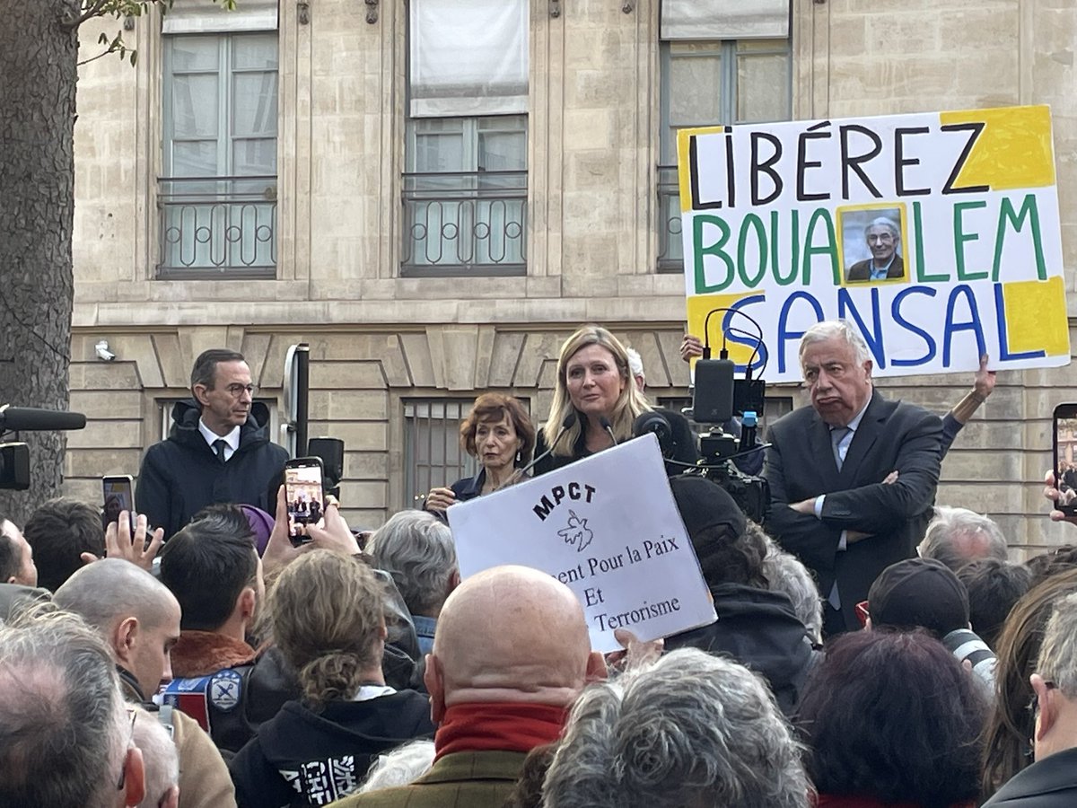 Guillaume Zeller (@guillaumezel) on Twitter photo Belle union de (presque…) toutes les sensibilités politiques et intellectuelles pour exiger ce soir, à Paris, la libération immédiate et sans condition de #BoualemSansal ! <a href="/CSoutienBS/">Comité de soutien international à Boualem Sansal</a> Belle union de (presque…) toutes les sensibilités politiques et intellectuelles pour exiger ce soir, à Paris, la libération immédiate et sans condition de #BoualemSansal ! <a href="/CSoutienBS/">Comité de soutien international à Boualem Sansal</a>