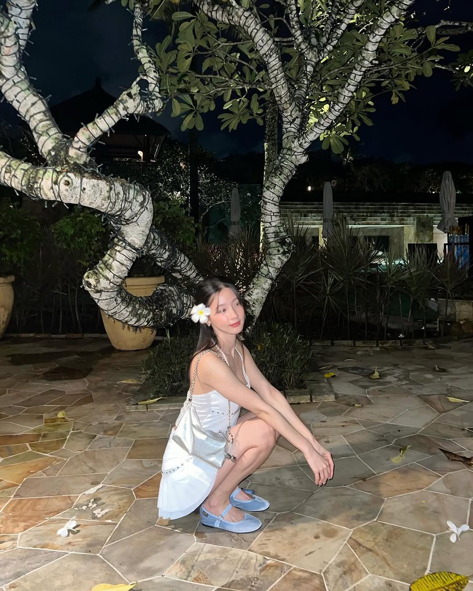 Main keluar di malam hari? Siapa takut! 🙂‍↔️