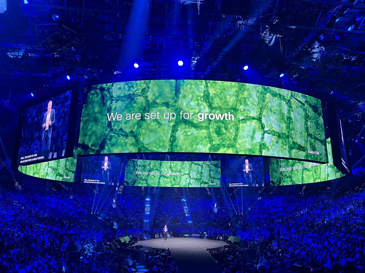 LMG (@lmg_beyondtech) on Twitter photo Immerse in imagery. #BeyondTechnology #LMGShowTechnology Immerse in imagery. #BeyondTechnology #LMGShowTechnology