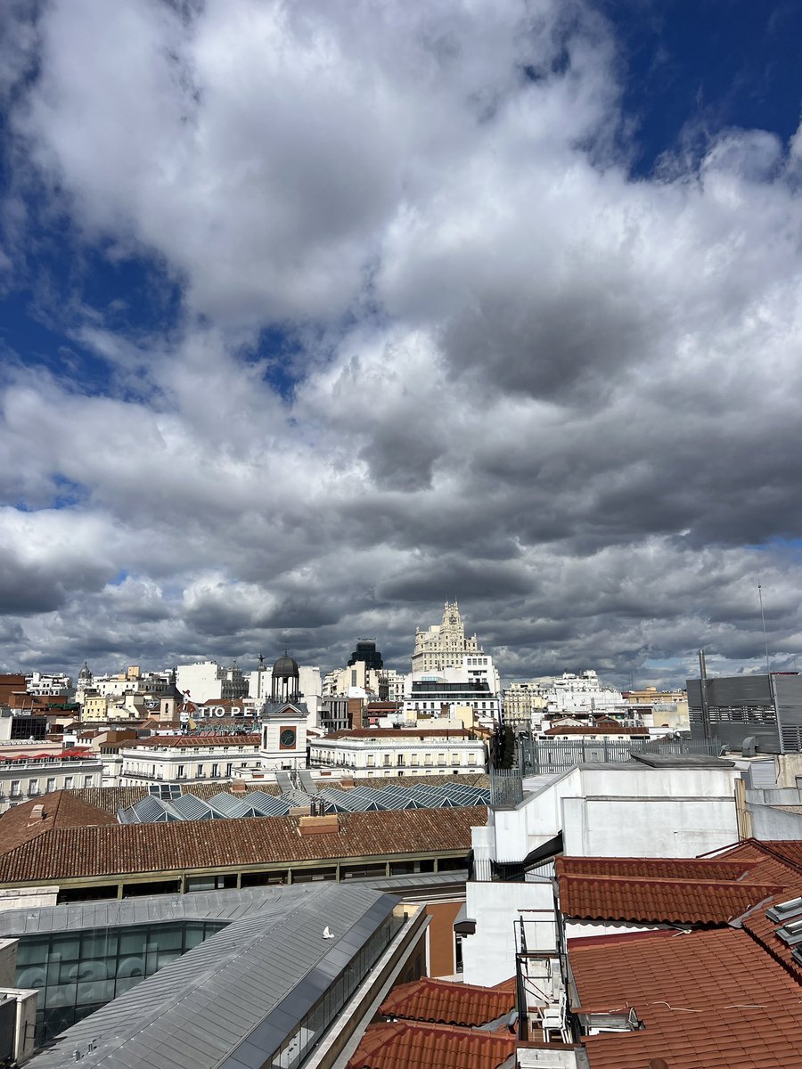 #MADRID, nos vemos a las 19:30h en <a href="/SalaBuhoRealbar/">Sala Búho Real</a>

20.00 inicio de concierto.
Qué bonita estás.

🎟️Last tickets 🎟️

entradas.aramusicgroup.com/aramusic/selec…