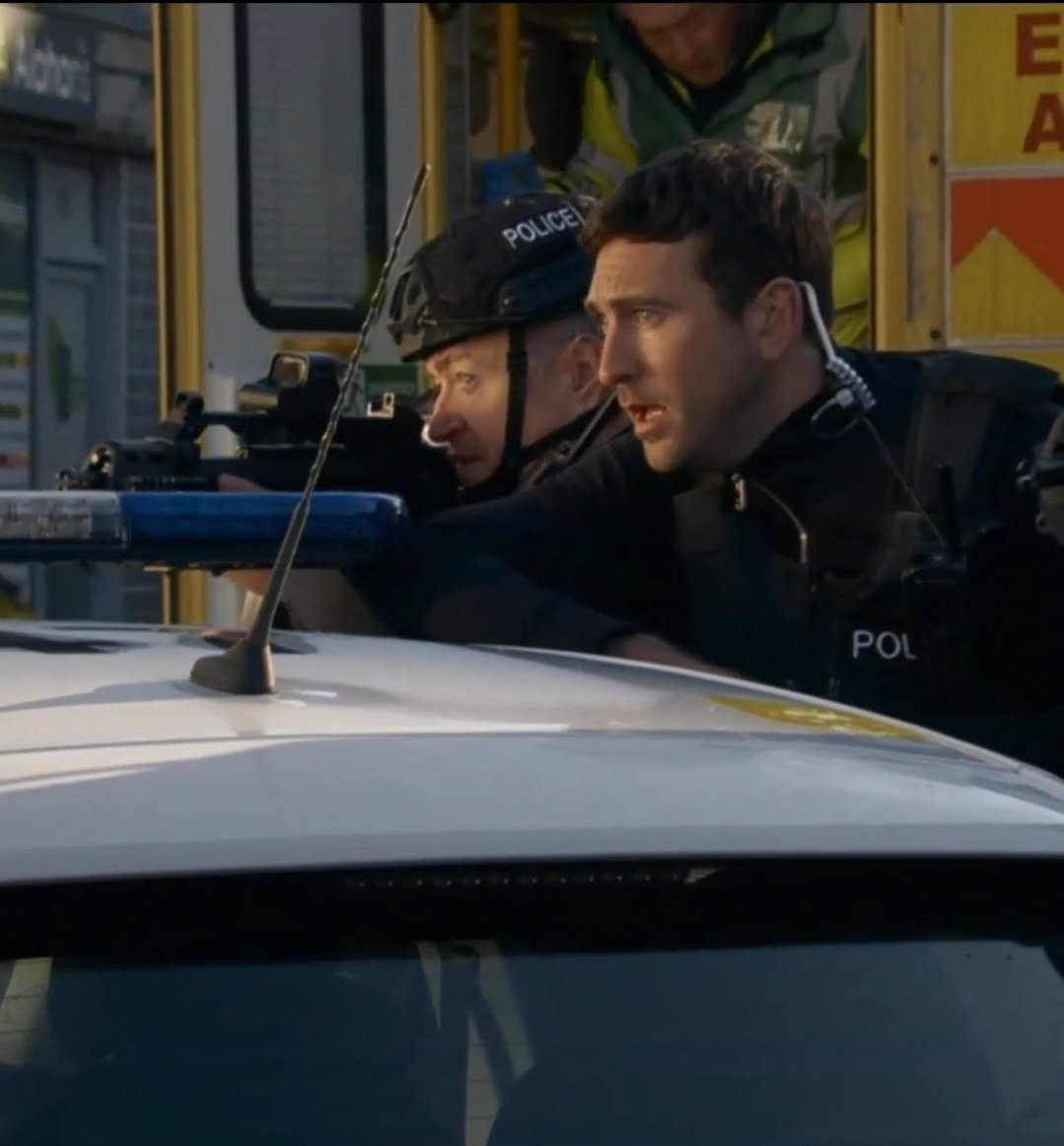 Tonight 8pm. <a href="/ITV/">ITV</a> <a href="/itvcorrie/">Coronation Street</a> #SavingSWARLA