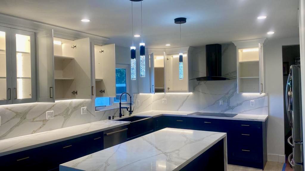 sunnyrepairs's tweet image. Our crew recently completed work on an elegant #KitchenProject in #SanFrancisco, exemplifying our commitment to quality and precision. 

📲 (323) 849-0195 Schedule a free consultation 

#BayArea #Tiburon #SanJose #SanMateo #Burlingame #SilliconValley #SantaClara #SF #Tiburon #CA
