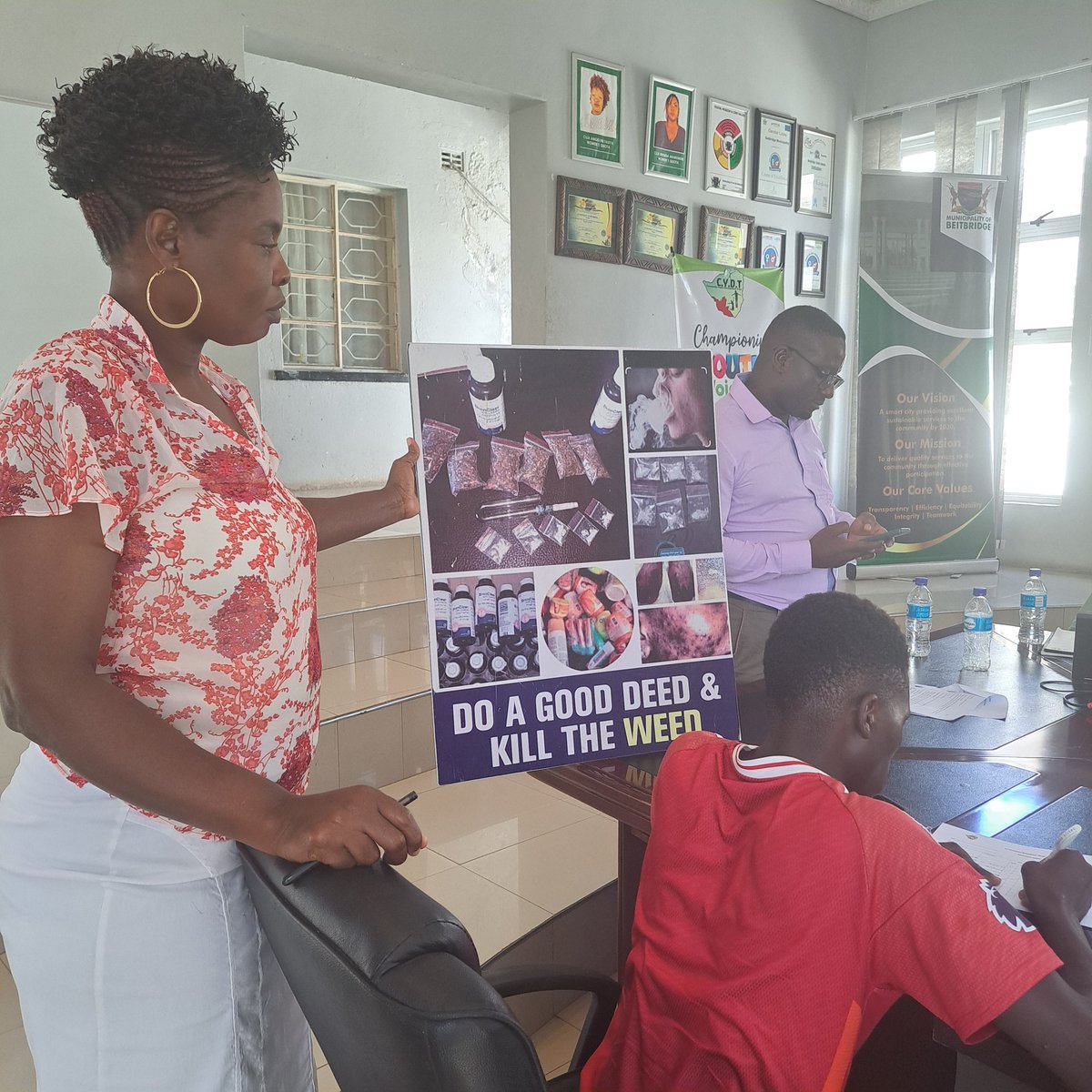Mainstreaming drug and substance abuse in our programming.Zithande Ntanga stop drug and substance abuse
#ZwakalaNtanga
