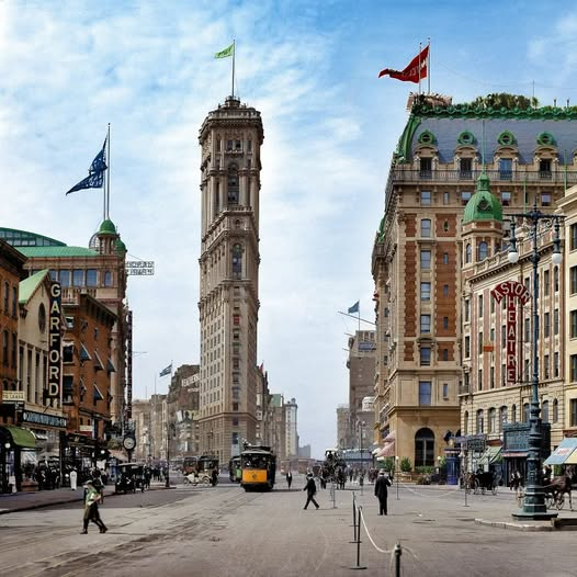 starside8's tweet photo. Times Square in New York City, United States photographed in c. 1908.
@HistoryInPics 
#HistoryInColor https://t.co/XFqJS9ADHN