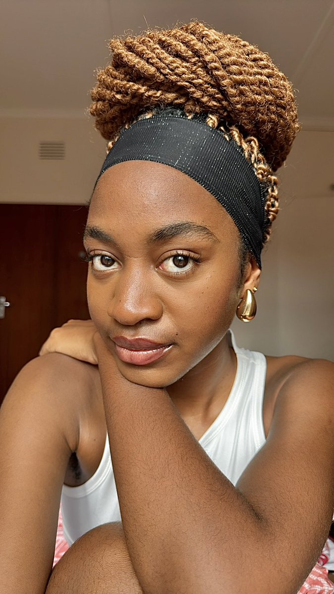 yxng_txng's tweet image. Top 3 🙏🏾