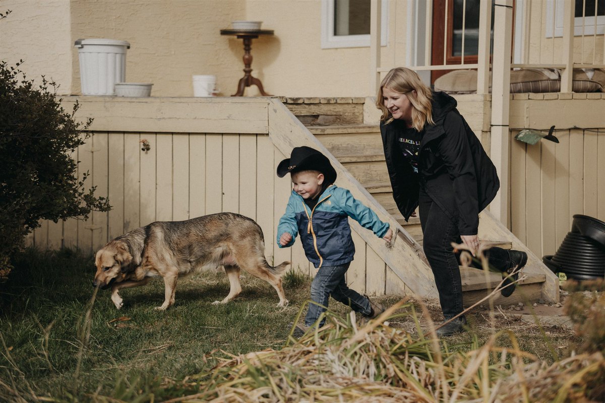 Saviez-vous que nous avons toute une section FarmSafe Kids sur notre site Web, où vous pouvez trouver des ressources pour vous aider à assurer la sécurité de vos enfants? casa-acsa.ca/fr/farmsafe-ki… #agcandurable #Protégezlesenfants