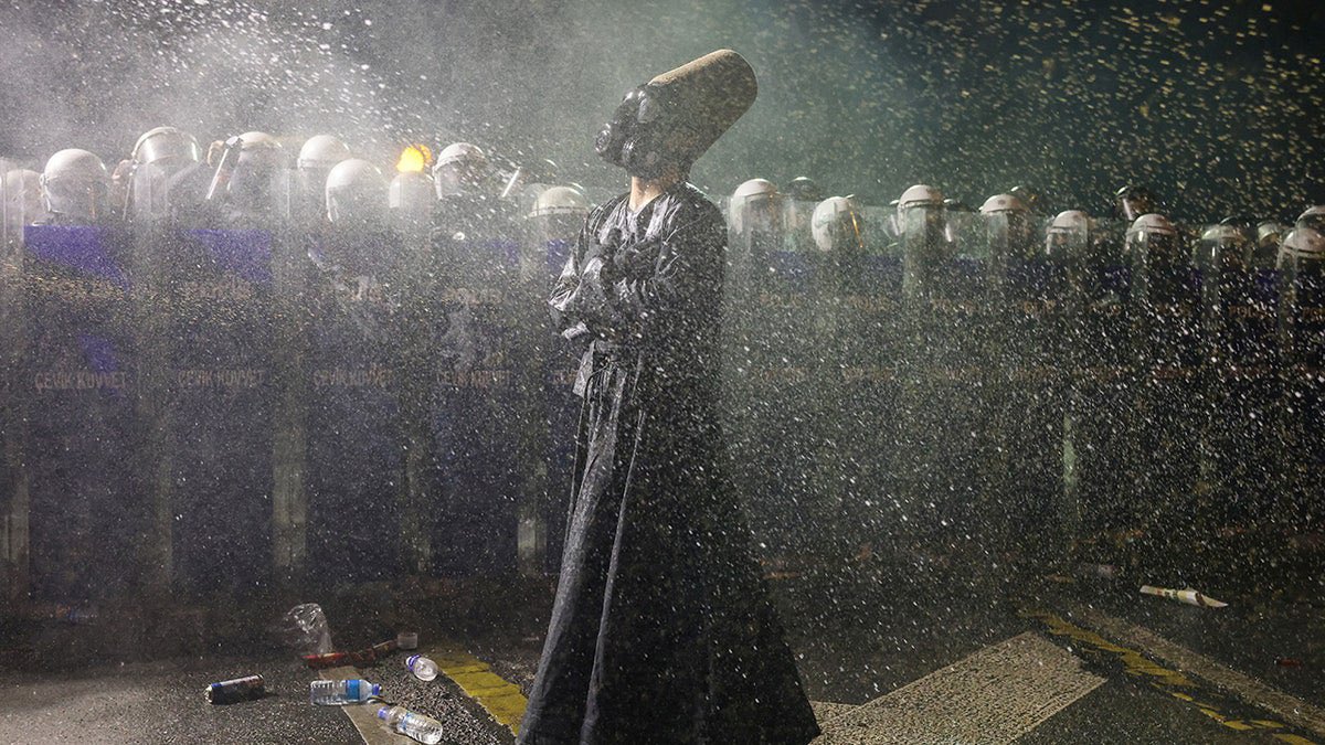 Šta_ti_radi_rodbina? tweet media