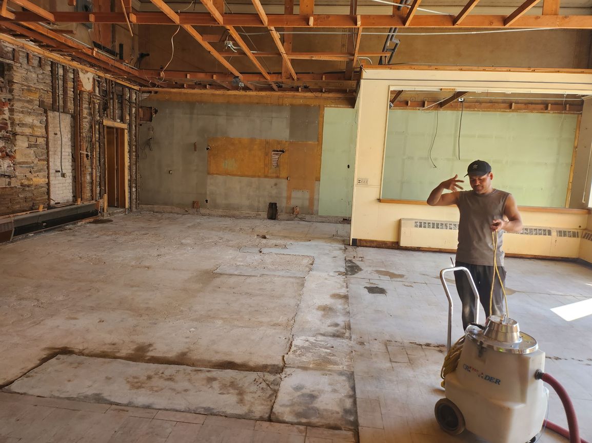 reyesremodel's tweet image. Need a new bedroom, office, or playroom? Our room additions add value, space, and comfort to your home. Call us today for creative solutions that match your needs!
#RoomAdditions #CottageGrove 
homerenovationscottagegrove.com/about_us