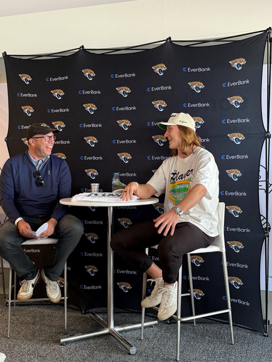EverBank (@everbank) on Twitter photo There’s nothing like <a href="/THEPLAYERS/">THE PLAYERS</a>! ⛳
From world-class golf to meaningful conversations and connections with our valued clients, it was a fantastic week at <a href="/TPCSawgrass/">TPC Sawgrass</a>. Thanks for joining us at hole 17 <a href="/Trevorlawrencee/">Trevor Lawrence</a>!
#EverBank #AdvantageYou
*Member FDIC There’s nothing like <a href="/THEPLAYERS/">THE PLAYERS</a>! ⛳
From world-class golf to meaningful conversations and connections with our valued clients, it was a fantastic week at <a href="/TPCSawgrass/">TPC Sawgrass</a>. Thanks for joining us at hole 17 <a href="/Trevorlawrencee/">Trevor Lawrence</a>!
#EverBank #AdvantageYou
*Member FDIC
