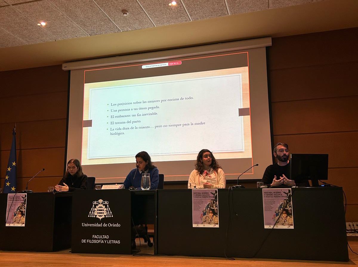 Primera mesa de la tarde: El cuerpo, los cuerpos: discursos y experiencias.
Modera Andrea Fernández García 
💜