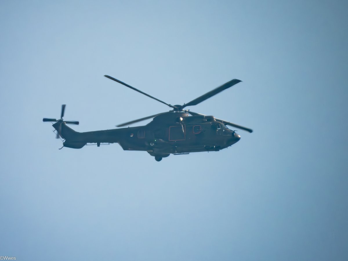 wesleyb1989's tweet photo. March24:
#WILDC04 #480805 (S-440) #RNLAF #Cougar #AS3B AEROSPATIALE AS-332 Super Puma Mk2 #DHC #Grass (#2900ft)
(#NLspot #Planespotting #Nikon #P950 #P1000 #Aviation #Avgeek #ADSB) https://t.co/cC1U97xhmD