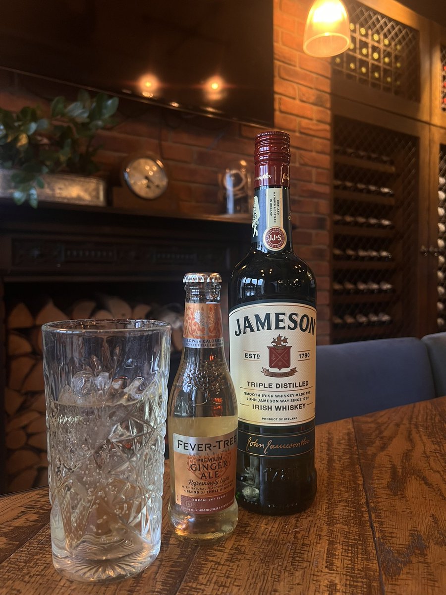 We are offering you a little treat if you use our app at The Station Tavern ✨

Jameson, Ginger and Lime or a JGL 🥃

Follow the link in our bio to find out how to redeem. @youngspubs @jamesonuk 

#whiskey #spring #cambdrige #youngs #trainstation #gingerale