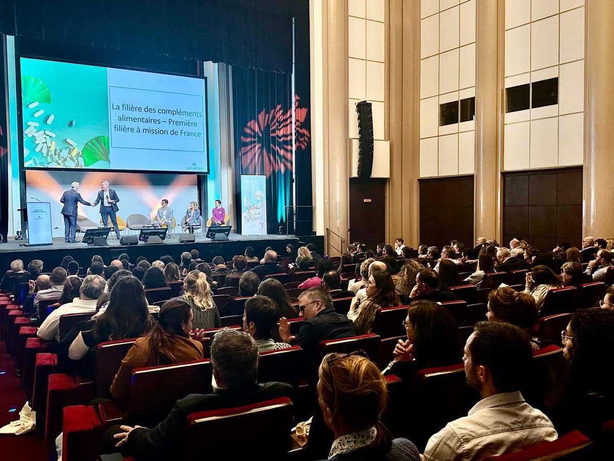 Les entreprises de France sont au cœur de la réussite économique, sociale et environnementale de notre pays !

Leur raison d’être, c’est faire réussir la France ! Bravo au @SYNADIET, première filière à mission de France et à son Président Nicolas Cappelaere.

Ses 400 TPE/PME,