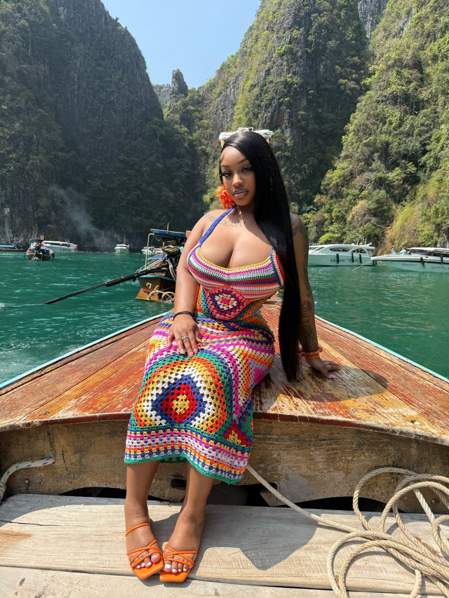 Dabombbestmari's tweet image. international mami 🇹🇭