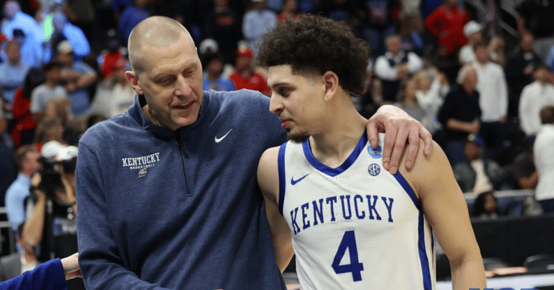 JackPilgrimKSR's tweet photo. Mark Pope explains how he juggles transfer portal chaos during March Madness run

"We have a dozen massive Excel spreadsheets that we’re updating literally minute by minute."

Kentucky's current success with transfers has the staff excited for this cycle: https://t.co/rfs7qkcDmx https://t.co/KhBrL9SyZV