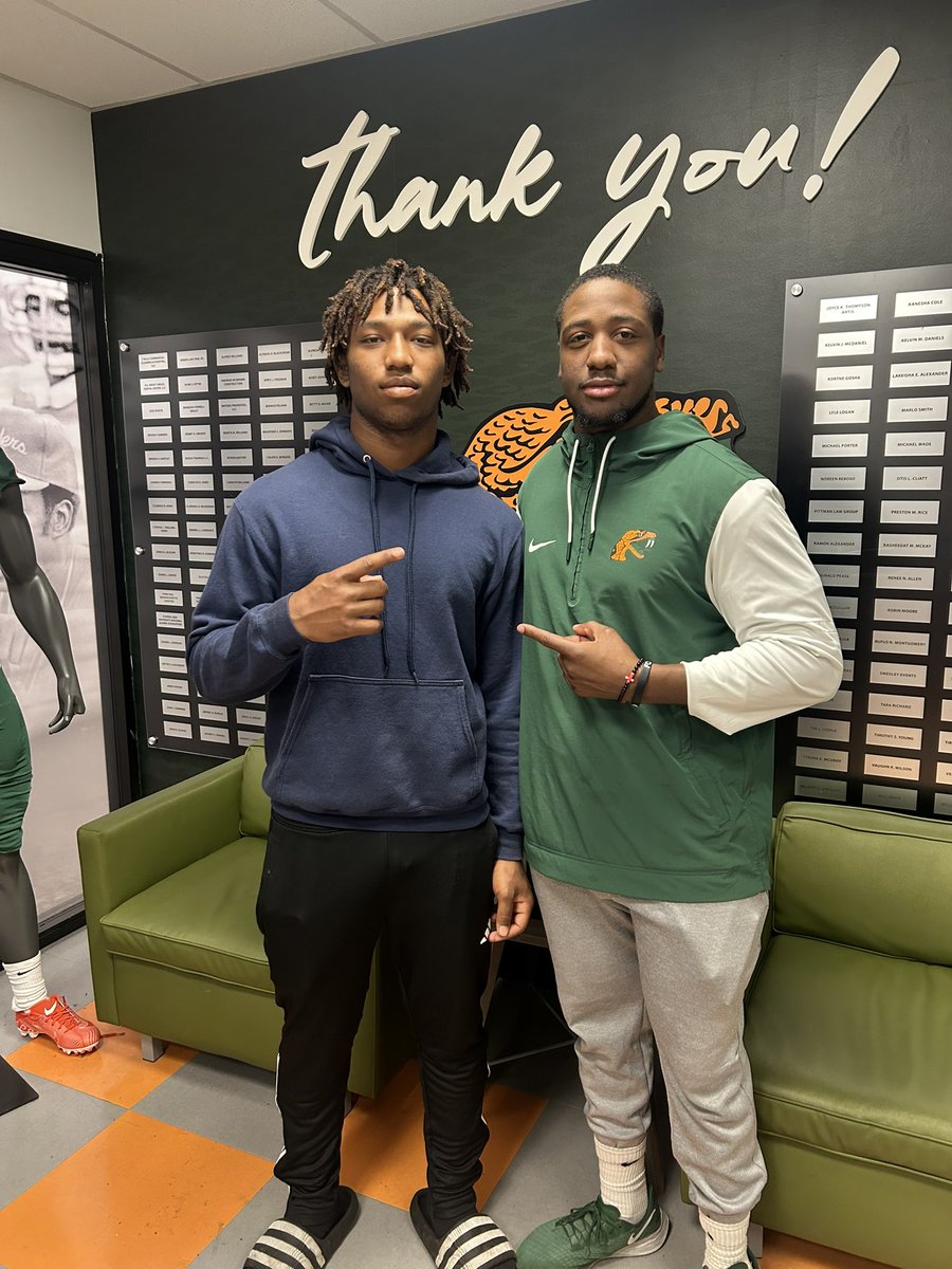 Quincy Walker (@quincywalker23) on Twitter photo thanks coach <a href="/DerykHill/">Deryk Hill</a> for the visit
<a href="/CoachZackGoodFB/">Zachary Good</a> <a href="/BMac93WB/">Brian McCartney</a> <a href="/PrepRedzoneFL/">Prep Redzone Florida</a> <a href="/larryblustein/">Blustein Recruiting</a> @NE_Ok_HS_Sports <a href="/LawrenceBl83397/">New Blustein Recruiting</a> thanks coach <a href="/DerykHill/">Deryk Hill</a> for the visit
<a href="/CoachZackGoodFB/">Zachary Good</a> <a href="/BMac93WB/">Brian McCartney</a> <a href="/PrepRedzoneFL/">Prep Redzone Florida</a> <a href="/larryblustein/">Blustein Recruiting</a> @NE_Ok_HS_Sports <a href="/LawrenceBl83397/">New Blustein Recruiting</a>