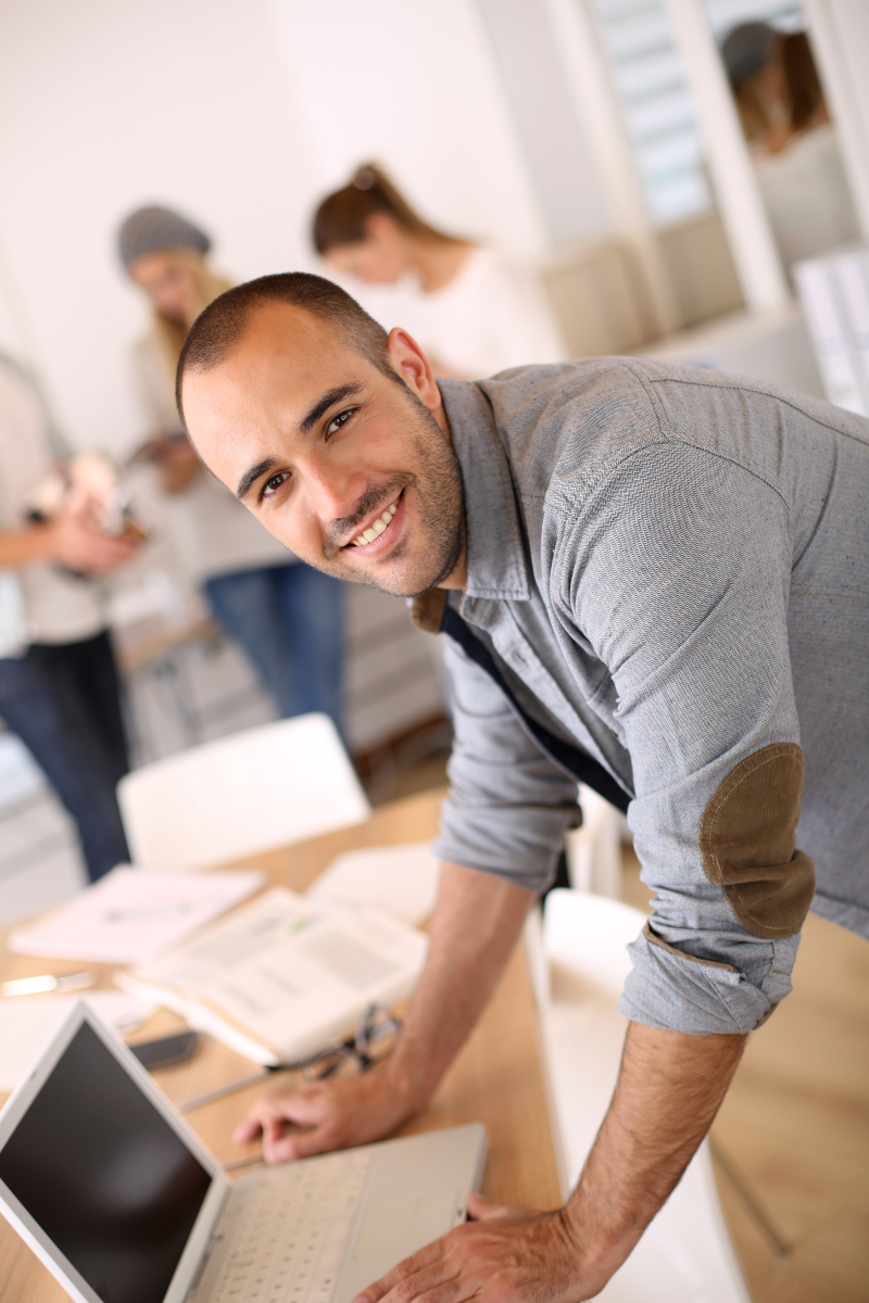 🌍 ¿Eres un nómada digital buscando el espacio perfecto para trabajar en Segovia?

Poder trabajar desde cualquier lugar es una gran ventaja, pero a veces necesitas más que un buen Wi-Fi. En #ExitusSegovia encontrarás comodidad, energía y una comunidad que te impulsa a crecer. 🚀