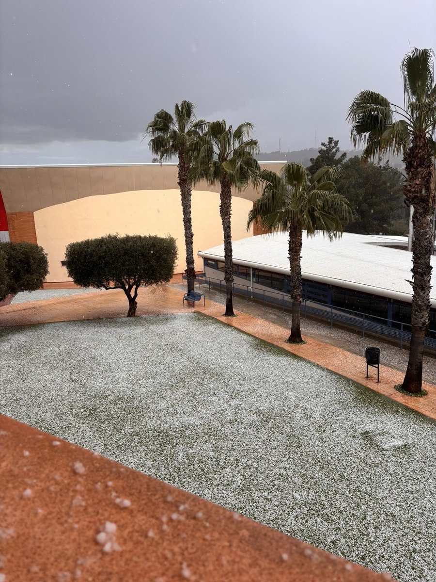Tremenda granizada en La Alcayna.