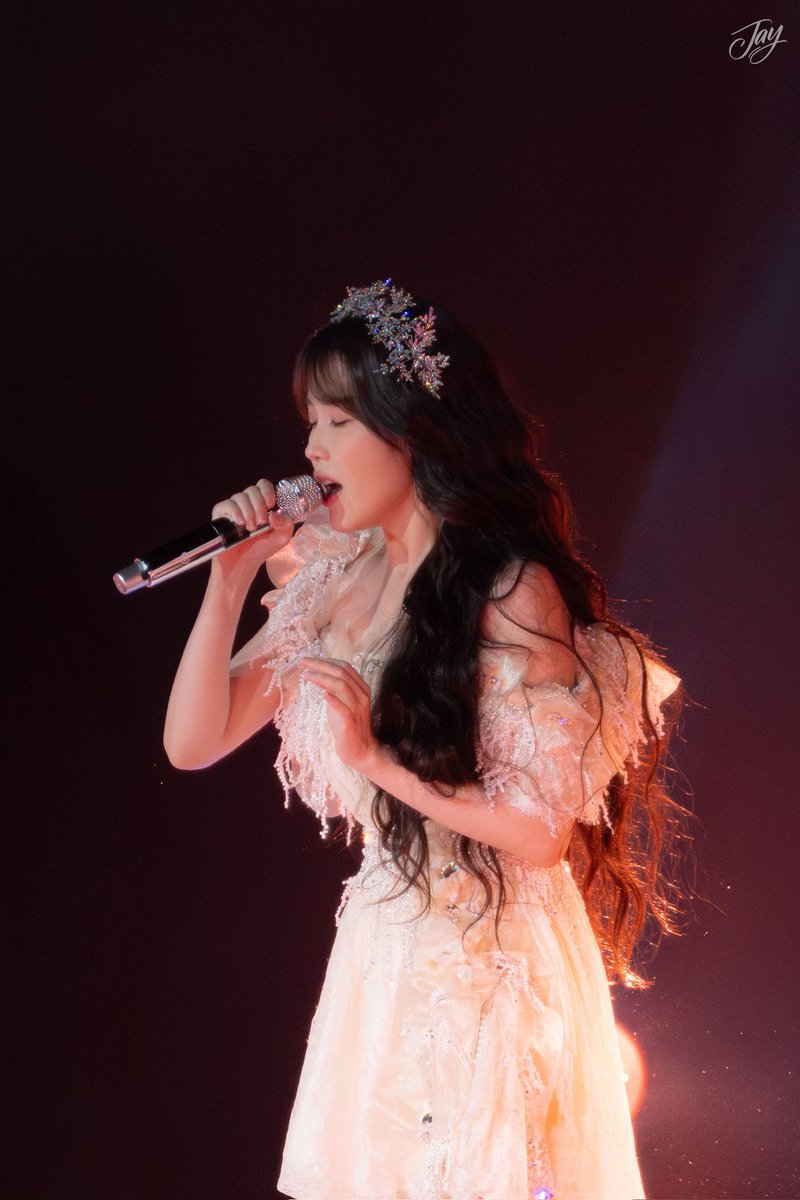 UAENAGRAPHY's tweet image. IU HEREH World Tour Concert in Oakland

Oakland Arena 

#아이유 #아이유월드투어 #IU #아이유콘서트