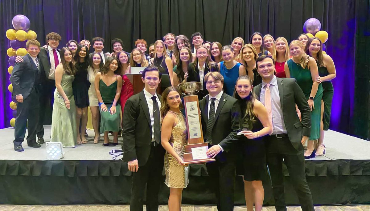 FarmerSchoolMU's tweet photo. A @farmerschoomu business fraternity chapter is once again named the best chapter in the nation. https://t.co/PaSBJPyY1Z #MyFSB #BeyondReady #MiamiOH https://t.co/S6ZoXKet5y