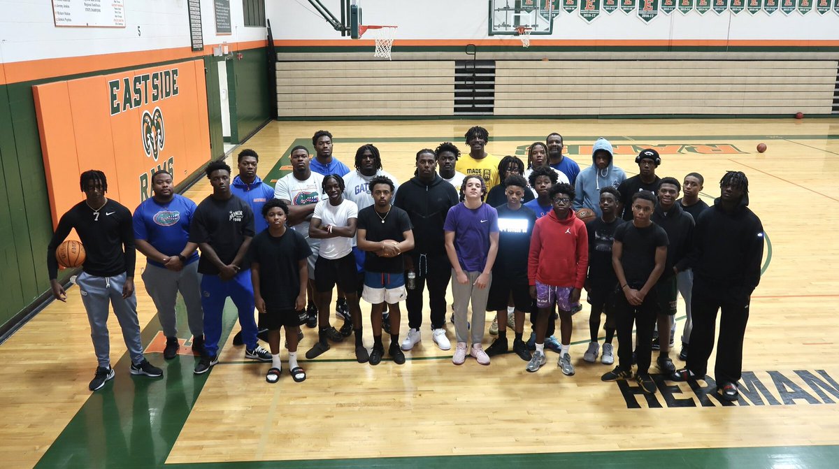 Jaden Robinson (@jaden__robinson) on Twitter photo Glad to support the kids in the Made for More program! Excited to see what they do next. Learn more: <a href="/Fl_Victorious/">Florida Victorious</a> #FVFoundation madeformoreinspire.org Glad to support the kids in the Made for More program! Excited to see what they do next. Learn more: <a href="/Fl_Victorious/">Florida Victorious</a> #FVFoundation madeformoreinspire.org