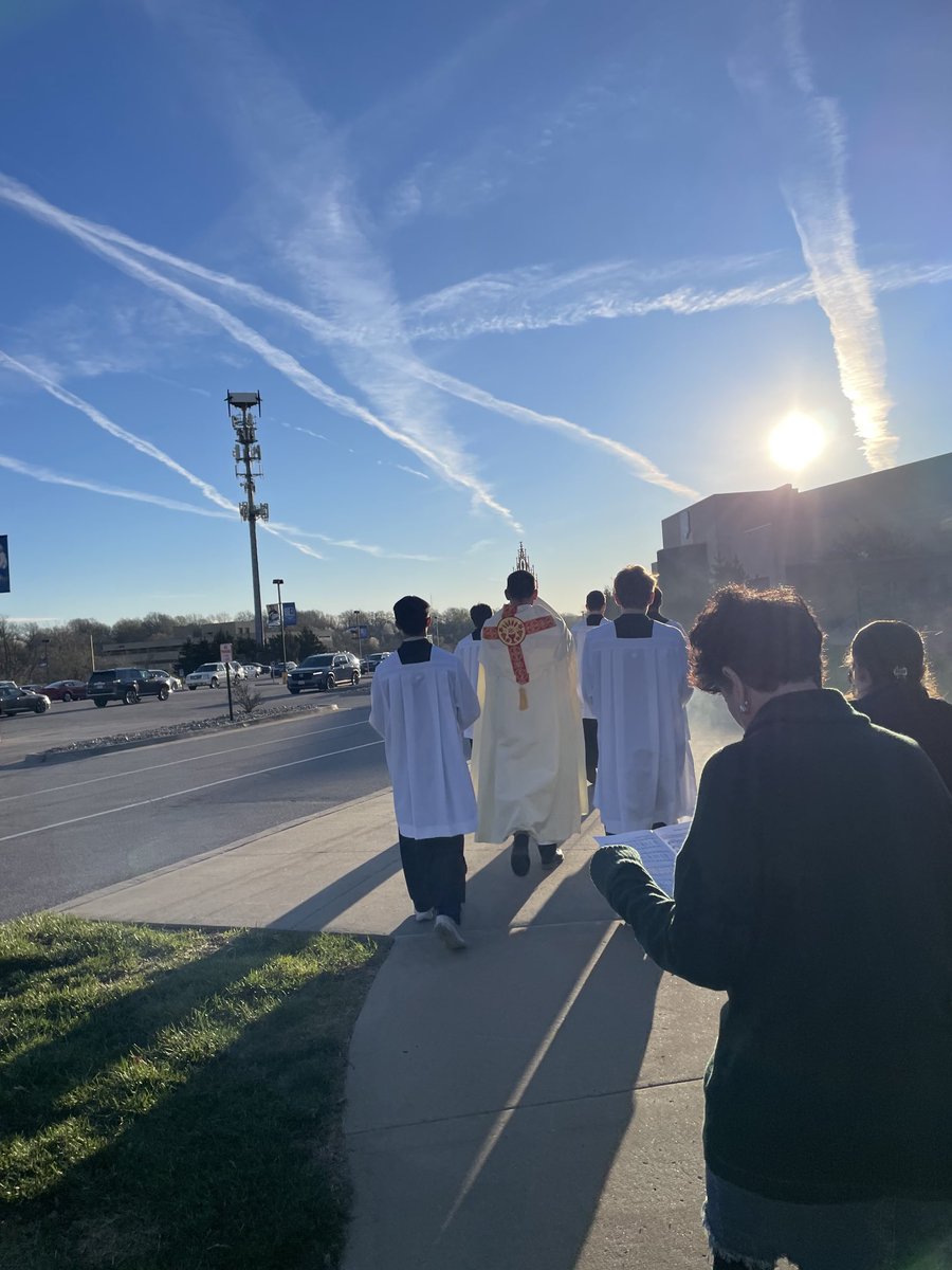 It was a beautiful morning for our Eucharistic Procession to honor our Mother on the Feast of the Annunciation. Mary, first believer!