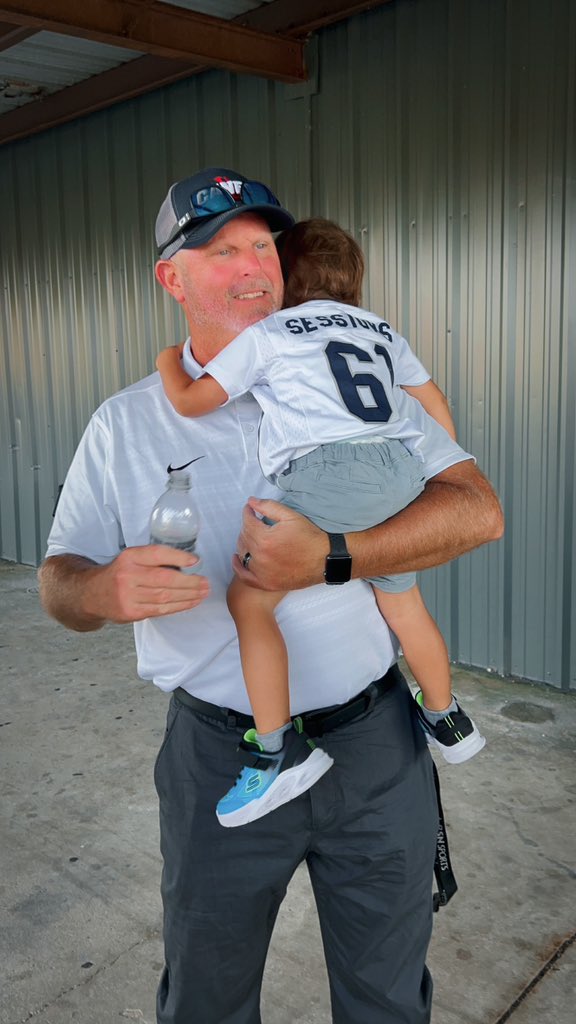 Congratulations to the best hubs and our favorite coach <a href="/BartSessions/">Bart Sessions</a> on being voted to the AHSAA Legislative Council for District 1! 🙌🏽🤩

One of 32 representatives statewide who will work to uphold bylaws, make changes to constitution/rules and help push forward the great