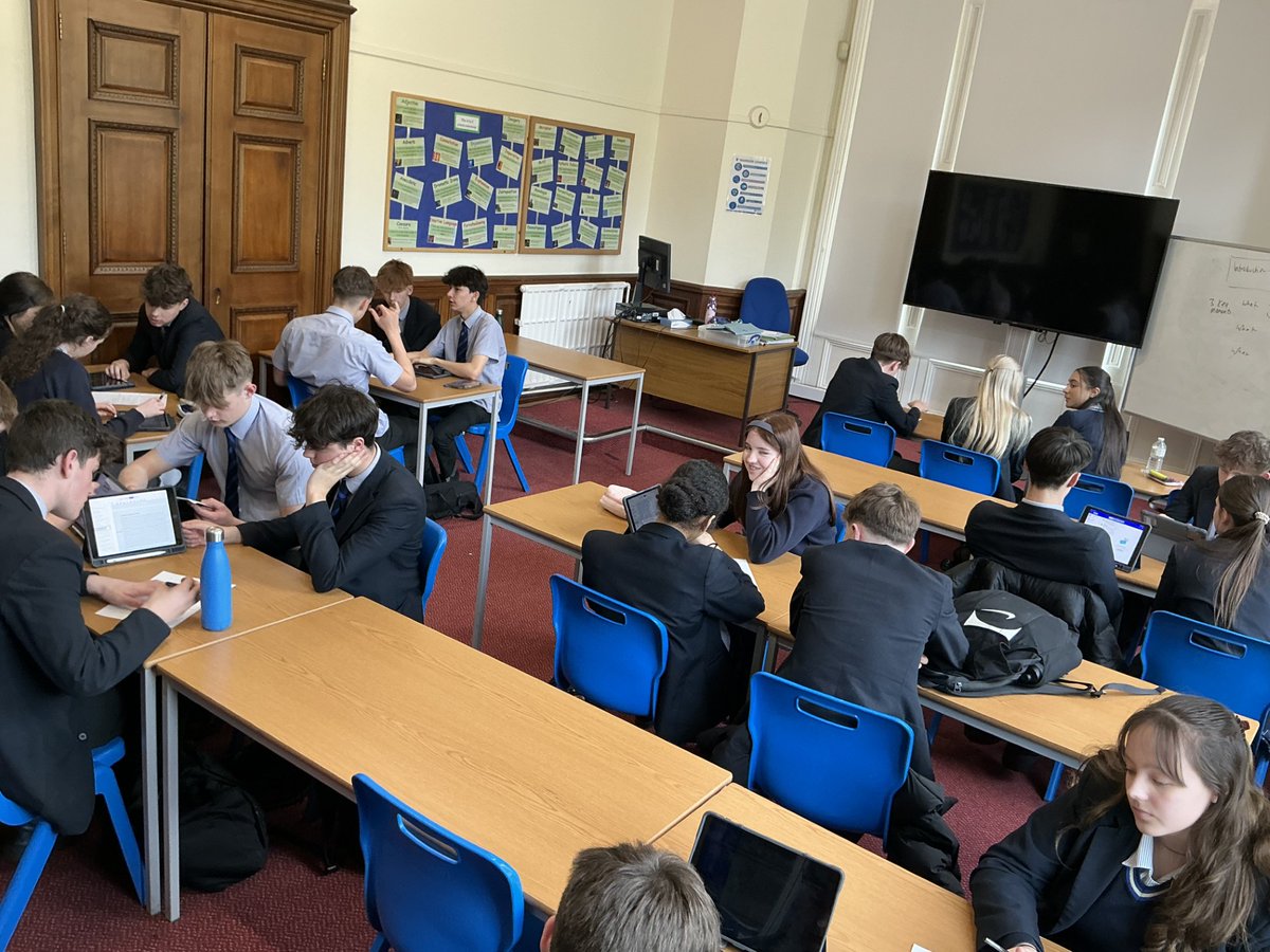 In English, Year 11 pupils are collaborating to create essay plans for 'Animal Farm'.