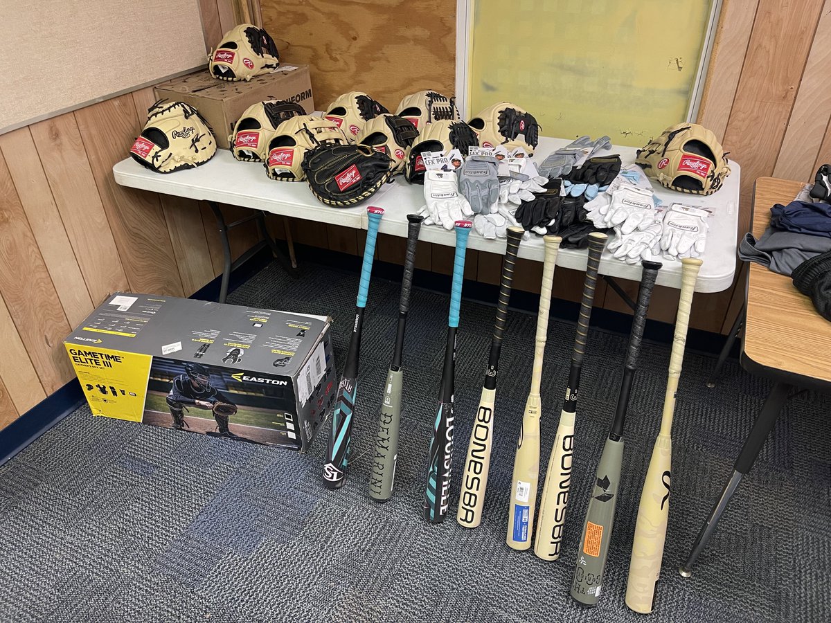 Ocoee HS Knights (@ocoeehsknights) on Twitter photo We had special guest former Knights baseball player Caleb Gordon who is now one of the biggest music artists out right now throw out the first pitch.. he surprised the kids with new gear! <a href="/OrangeSportsOMG/">Orange Observer Sports</a> <a href="/OrangeObserver/">Orange Observer</a> <a href="/osvarsity/">Sentinel Varsity</a> <a href="/orlandosports/">Sentinel Sports</a> <a href="/orlandosentinel/">Orlando Sentinel</a> We had special guest former Knights baseball player Caleb Gordon who is now one of the biggest music artists out right now throw out the first pitch.. he surprised the kids with new gear! <a href="/OrangeSportsOMG/">Orange Observer Sports</a> <a href="/OrangeObserver/">Orange Observer</a> <a href="/osvarsity/">Sentinel Varsity</a> <a href="/orlandosports/">Sentinel Sports</a> <a href="/orlandosentinel/">Orlando Sentinel</a>