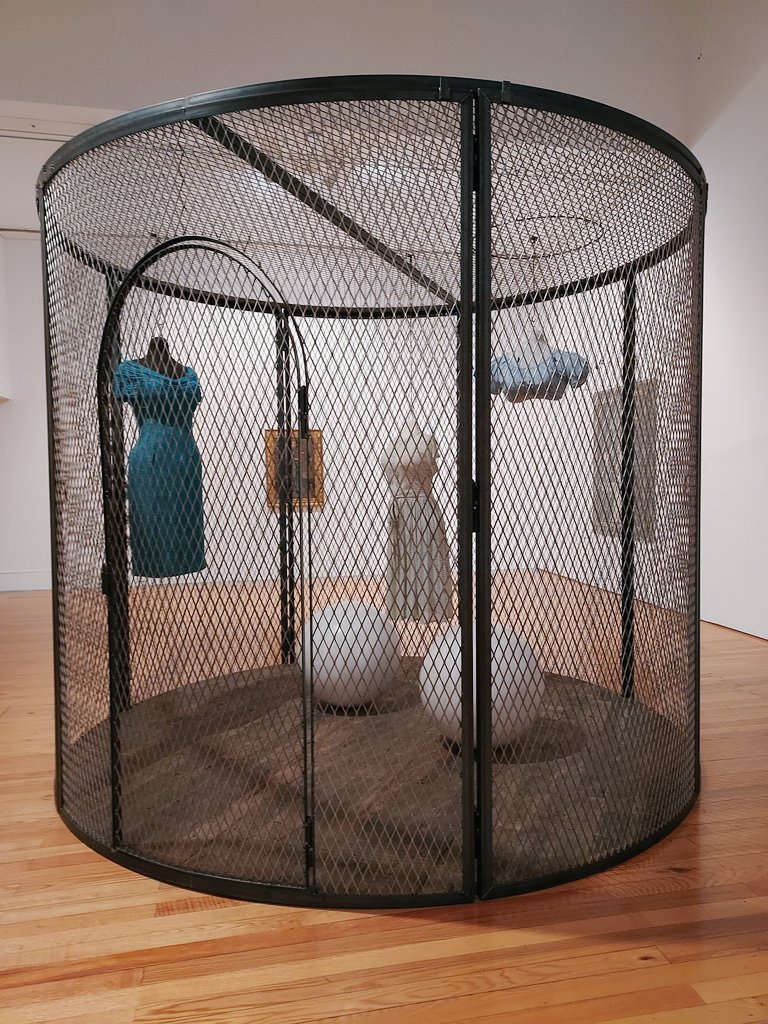 PL_Henderson1's tweet image. Some of the art by women I saw today - I really encourage people to #GoSeeArt !!
Can you name these artists? ;)