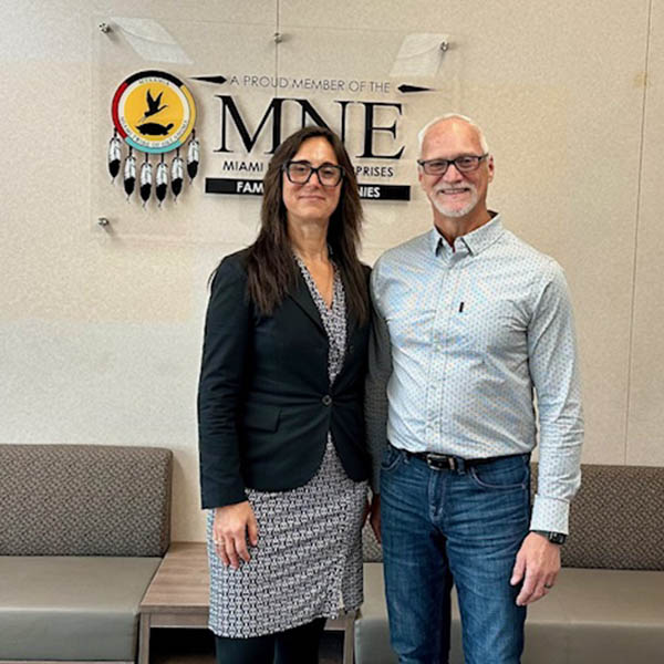 NationsCabinets's tweet photo. Great visit with Taja from Mod Cabinetry (San Francisco) at our San Antonio plant!

We shared a tour and our story as the largest tribally owned cabinet company in the U.S.

#NationsCabinetry #ModCabinetry #USManufacturing #TribalEnterprise #SanAntonio #Cabinetry https://t.co/8hWKROU817