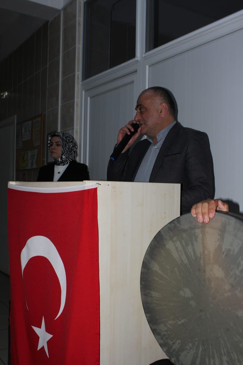 tekirdagmem's tweet photo. Bakanlığımız Destek Hizmetleri Genel Müdürlüğünün talimatı doğrultusunda Türkiye Yüzyılı Maarif Modeli "erdem-değer-eylem" çerçevesinde düzenlenen "İftarda Konuşalım" söyleşileri, Süleymanpaşa Fatih Anadolu Lisesinde gerçekleştirildi. 

@tcmeb @Yusuf__Tekin
@tekirdaggovtr @recepsoytrk2 
@drazizyeniyol
