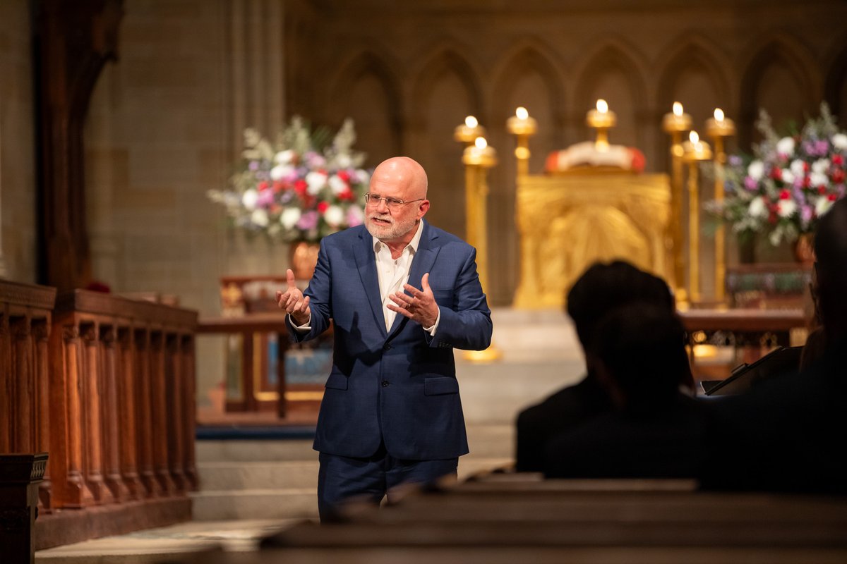 bryn_athyn's tweet photo. Last night our spring athletic teams had their annual commissioning service at the Bryn Athyn Cathedral. Thank you to Chuck Blair of New Church Live for inspiring and blessing our athletes! https://t.co/mb5jIKnwCM