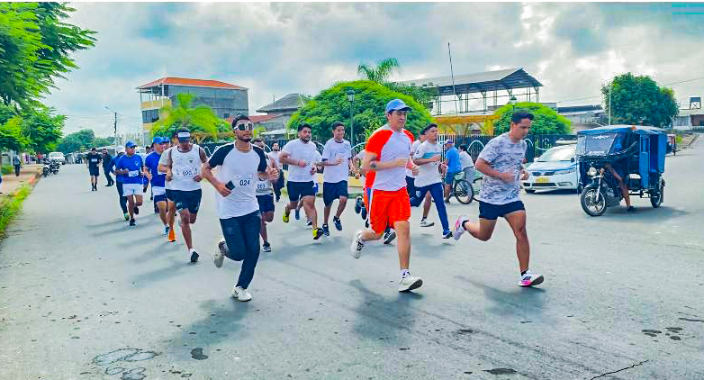 DPS_LosRios's tweet photo. #Vinces | El Distrito de Salud organizó una 🏃‍♂️🏃‍♀️ carrera 3K con el eslogan "¡Salvemos nuestros glaciares!" para conmemorar el Día Mundial del Agua💧 

Este evento busca contribuir al medio ambiente y concienciar a la comunidad sobre la importancia del líquido vital. https://t.co/c3e10UdGuX