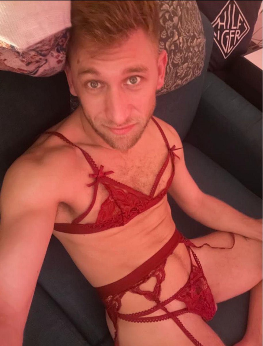 31MasterMind's tweet image. Encore une salope à humilier. Elle n’attend que ça ! Partagez les mecs.