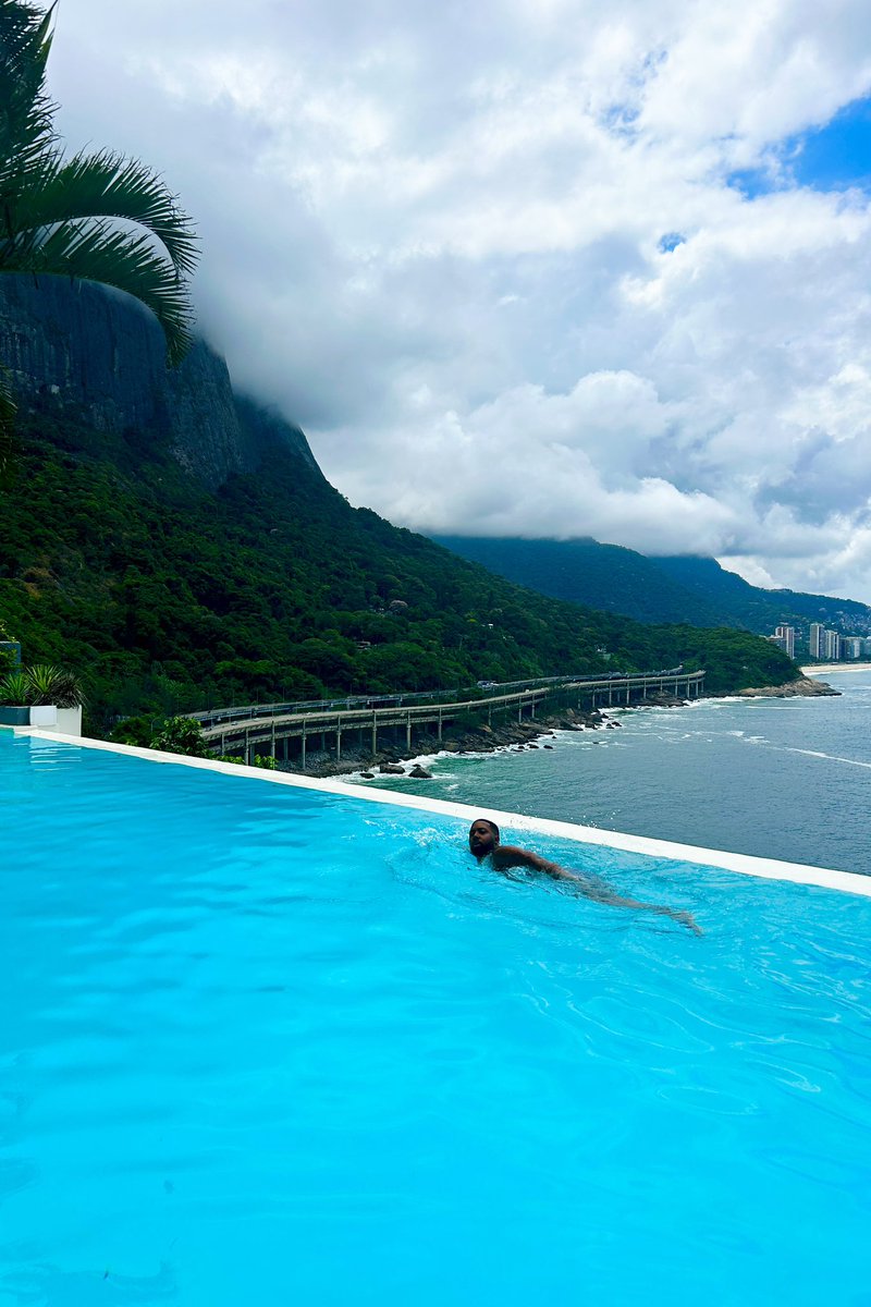 Ari Gold tweet media