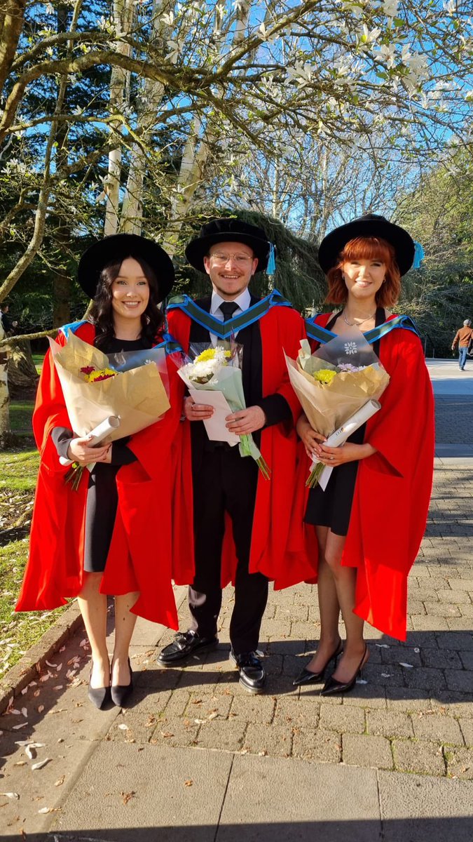 APC Microbiome Ireland (@pharmabiotic) on Twitter photo Congratulations to APC’s Ellen Murray, David Hourigan and Michelle O'Connor who today graduated their PhDs at University College Cork. They were supervised by APC Director Prof Paul Ross and PI Prof Colin Hill Congratulations to APC’s Ellen Murray, David Hourigan and Michelle O'Connor who today graduated their PhDs at University College Cork. They were supervised by APC Director Prof Paul Ross and PI Prof Colin Hill